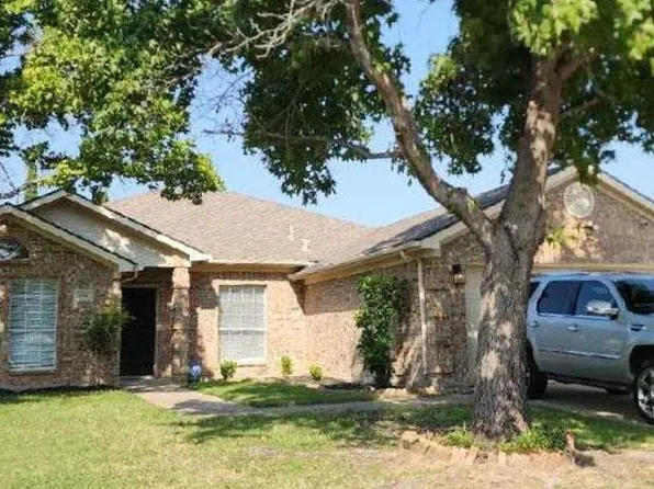 8021 Jolie Dr, Fort Worth, TX 76137