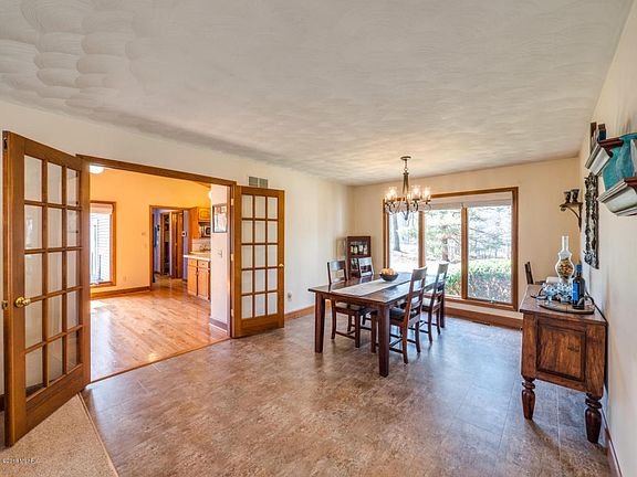 5th image of 4698 N 35th St
