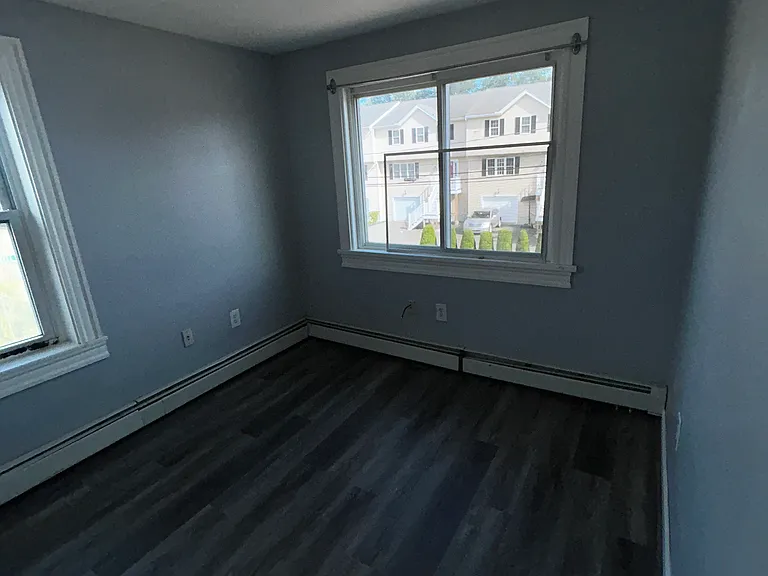 16 Northend St #2 — Photo 10