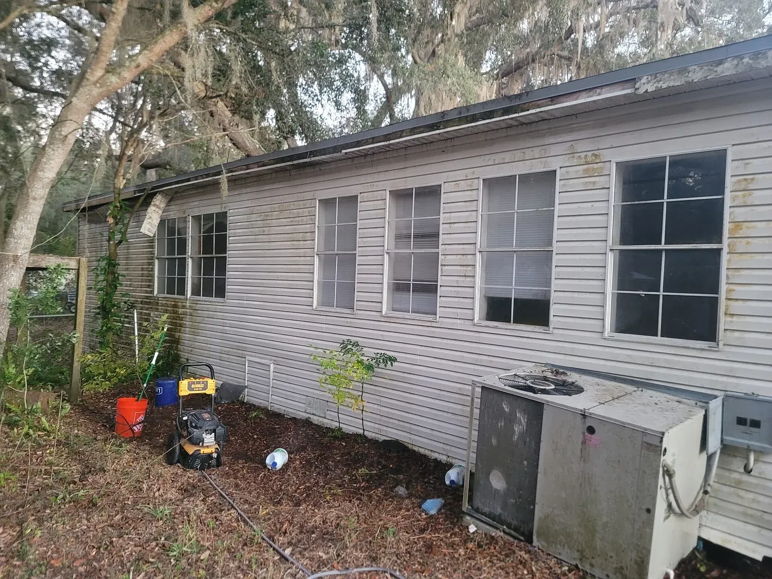 4 bed, 2280 sqft, $700 — Photo 3