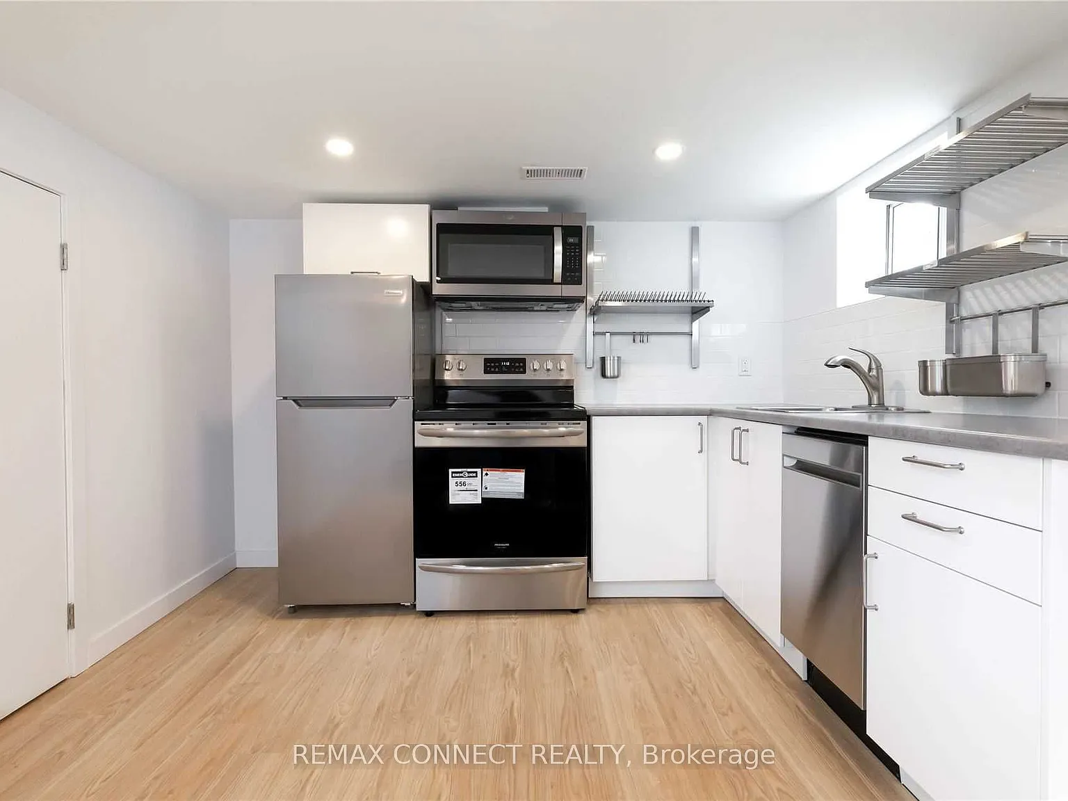 1 bed, $1,600 — Photo 3