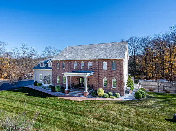 196 West Pond Road Extension, North Branford, CT 06471