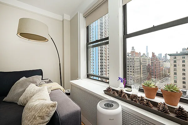 Rented by Rita S Citrin, LREB | media 40