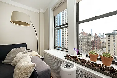 Rented by Rita S Citrin, LREB