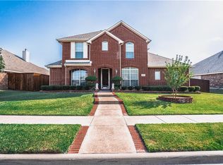 6813 Westover Dr, Rowlett, TX