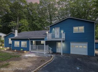 252 Wynding Way, Bushkill, PA 18324