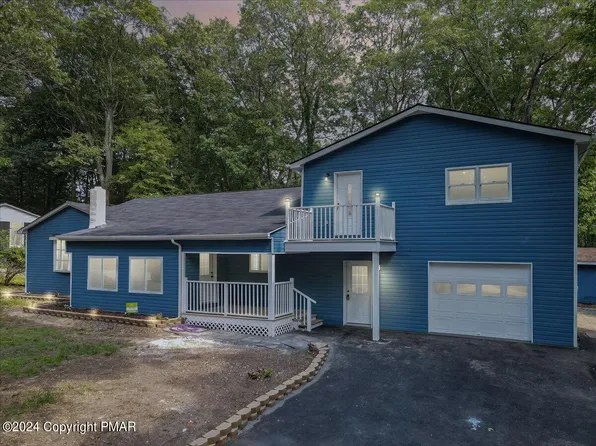 252 Wynding Way, Bushkill, PA 18324