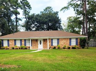 200 Yew St, Satsuma, AL 36572