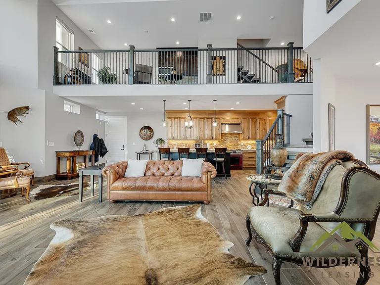 332 Lake View Dr — Photo 35