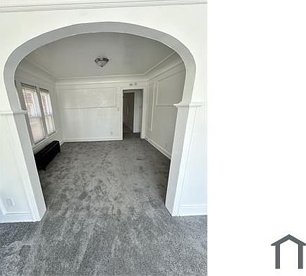 5th image of 4742 Cortland Ave #2