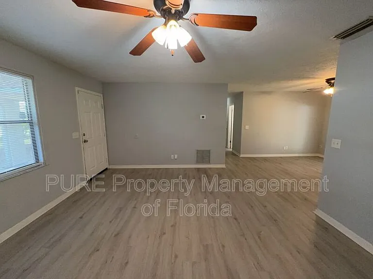 3150 SE 7th St — Photo 8