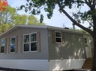 71 Parkview Dr, Avon, NY