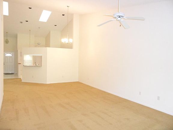 4th image of 9711 Malvern Drive #152