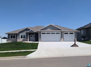 2604 S Galena Ave, Avenue Sioux Falls, SD 57110