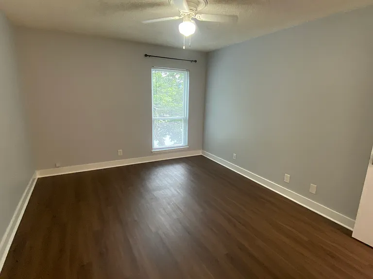 515 Basswood Ave #L-115 — Photo 7