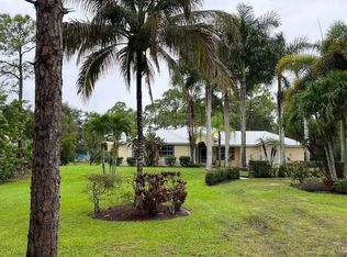 5707 Silver Oak Dr, Fort Pierce, FL 34982