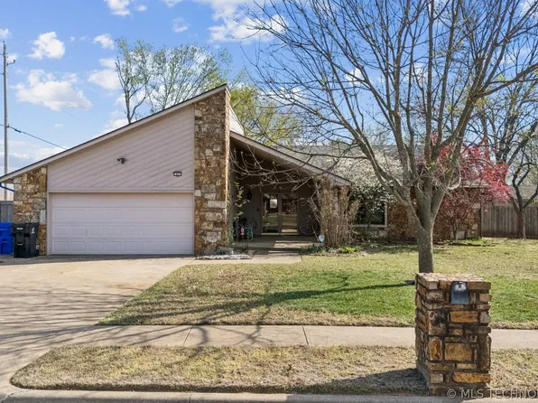 1401 W Albuquerque St, Broken Arrow, OK 74011