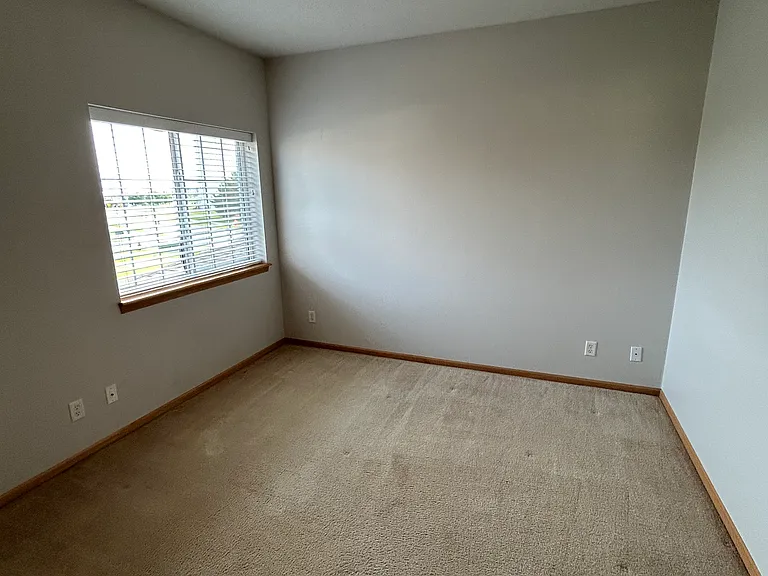 560 Kansas Ave #7 — Photo 25