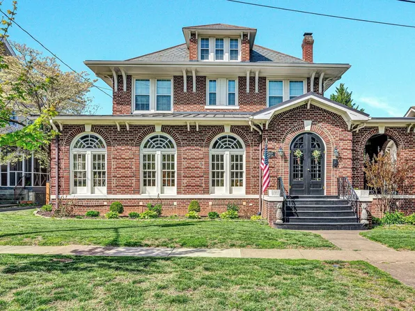 2029 Maiden Ln SW, Roanoke, VA 24015