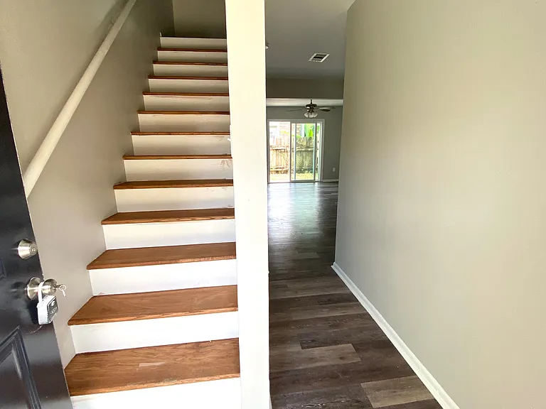 1707 Jade Ave #B — Photo 7