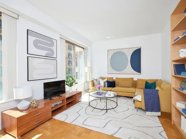 205 E 68th St #T5g, New York, NY 10065