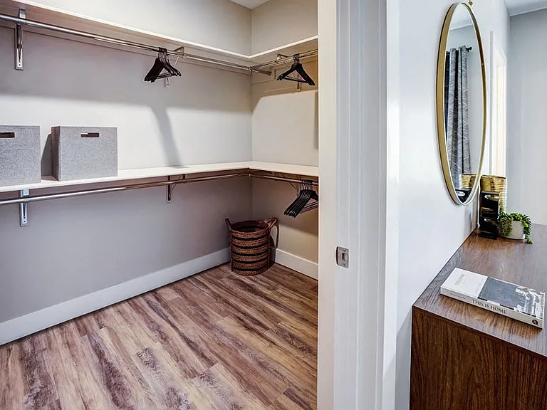 Icon Apartment Homes at Ferguson Farm — Photo 10