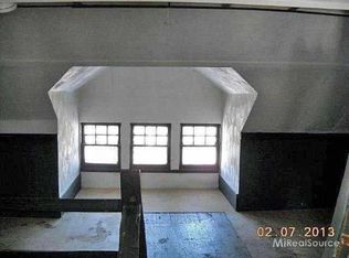 221 State St, Pontiac, MI 48341