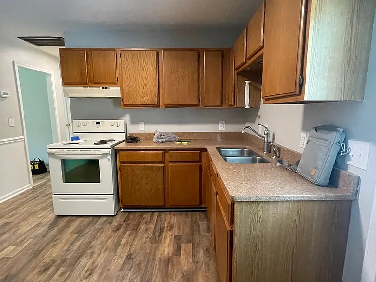 109 Oliver Street — Photo 7