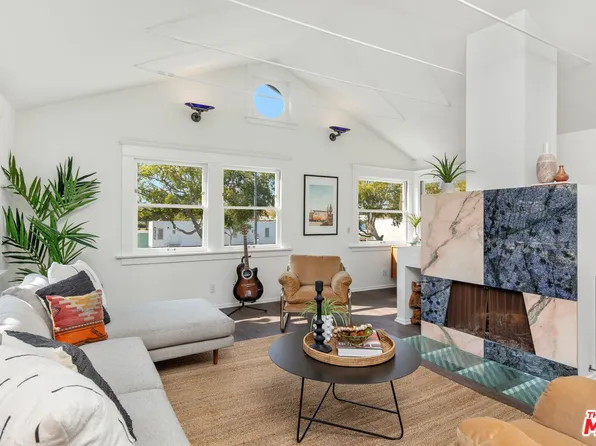 216 Westminster Ave, Venice, CA 90291