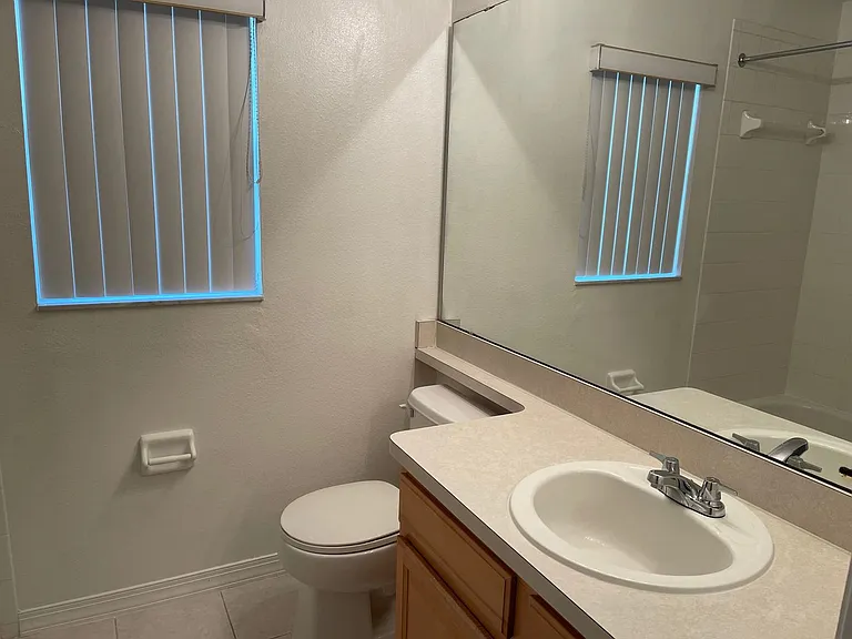 12464 Castlemain Trl — Photo 33