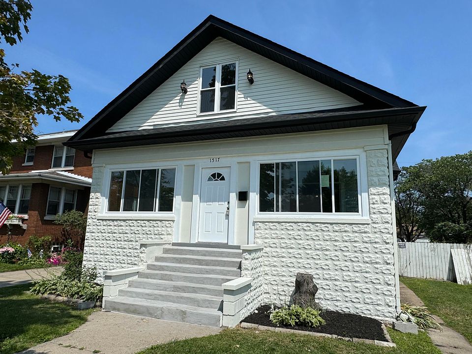 1st image of 1517 Lake Ave