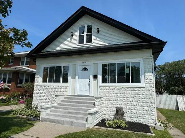1517 Lake Ave, Whiting, IN 46394