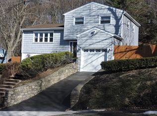 85 Daniel St, Dover, NJ 07801