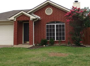 5716 Creekridge Dr, Arlington, TX 76018