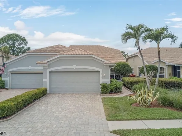 2226 Carnaby Ct, Lehigh Acres, FL 33973