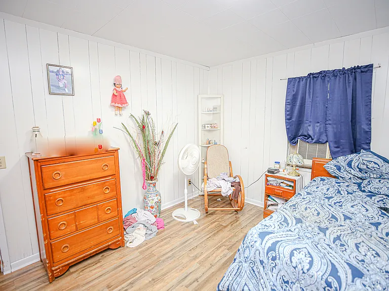 1315 S Center St — Photo 14
