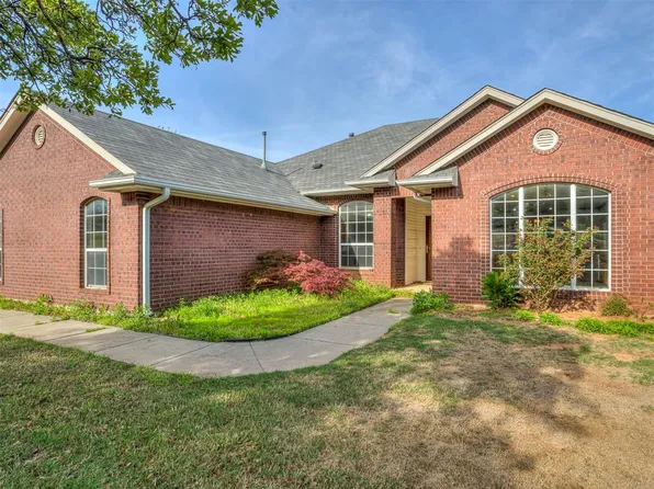 1197 S Choctaw Rd, Choctaw, OK 73020