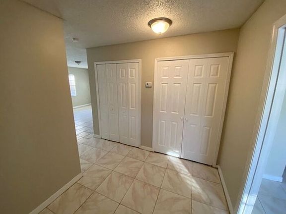 2nd image of 2370 Locke Ave