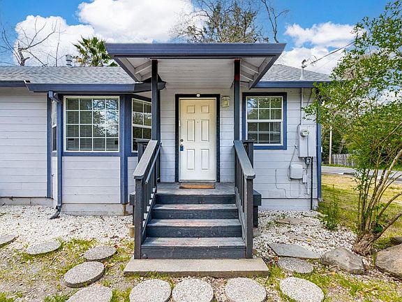 3rd image of 4410 Price Avenue