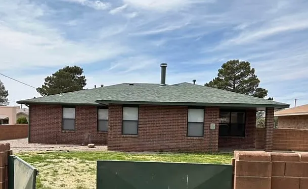 4 bed, 1550 sqft, $1,650 — Photo 2
