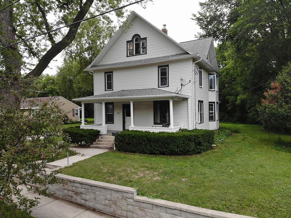 1st image of 306 Plum St N