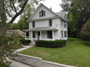 306 Plum St N, Northfield, MN 55057