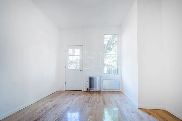 Rented by Brick&Mortar | media 17