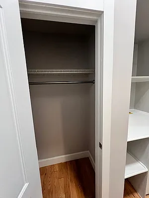 Rented by Manhattan Dwelling Corporation | media 22