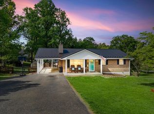 2510 Forest Hill Dr, Draper, VA 24324