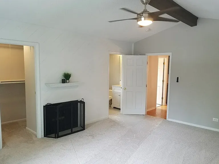 5730 Essex Ct — Photo 10