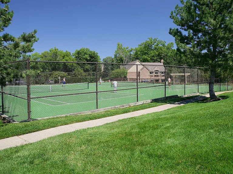 Saddle Creek Apartments — Photo 25