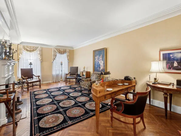 14 Sutton Place South 1B image 2 of 15