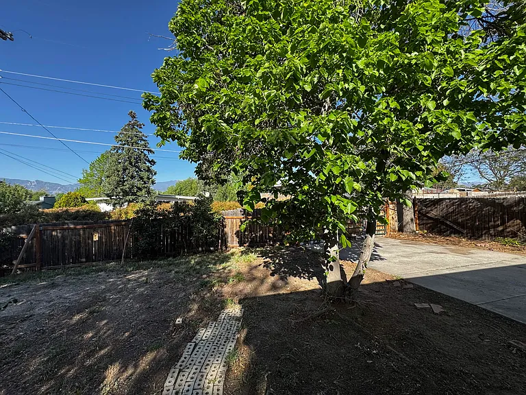 2310 Marlborough Rd — Photo 27