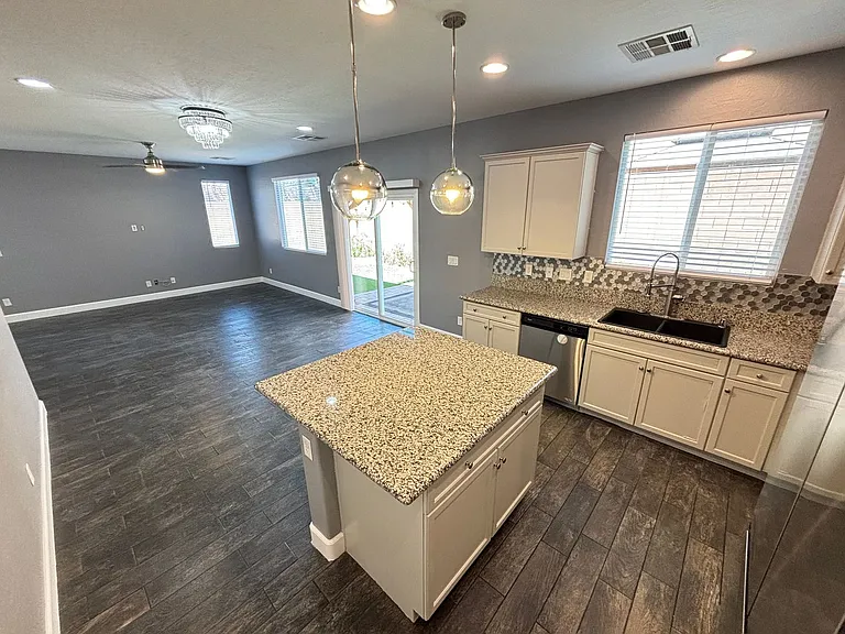 10612 Forum Peak Ln — Photo 8